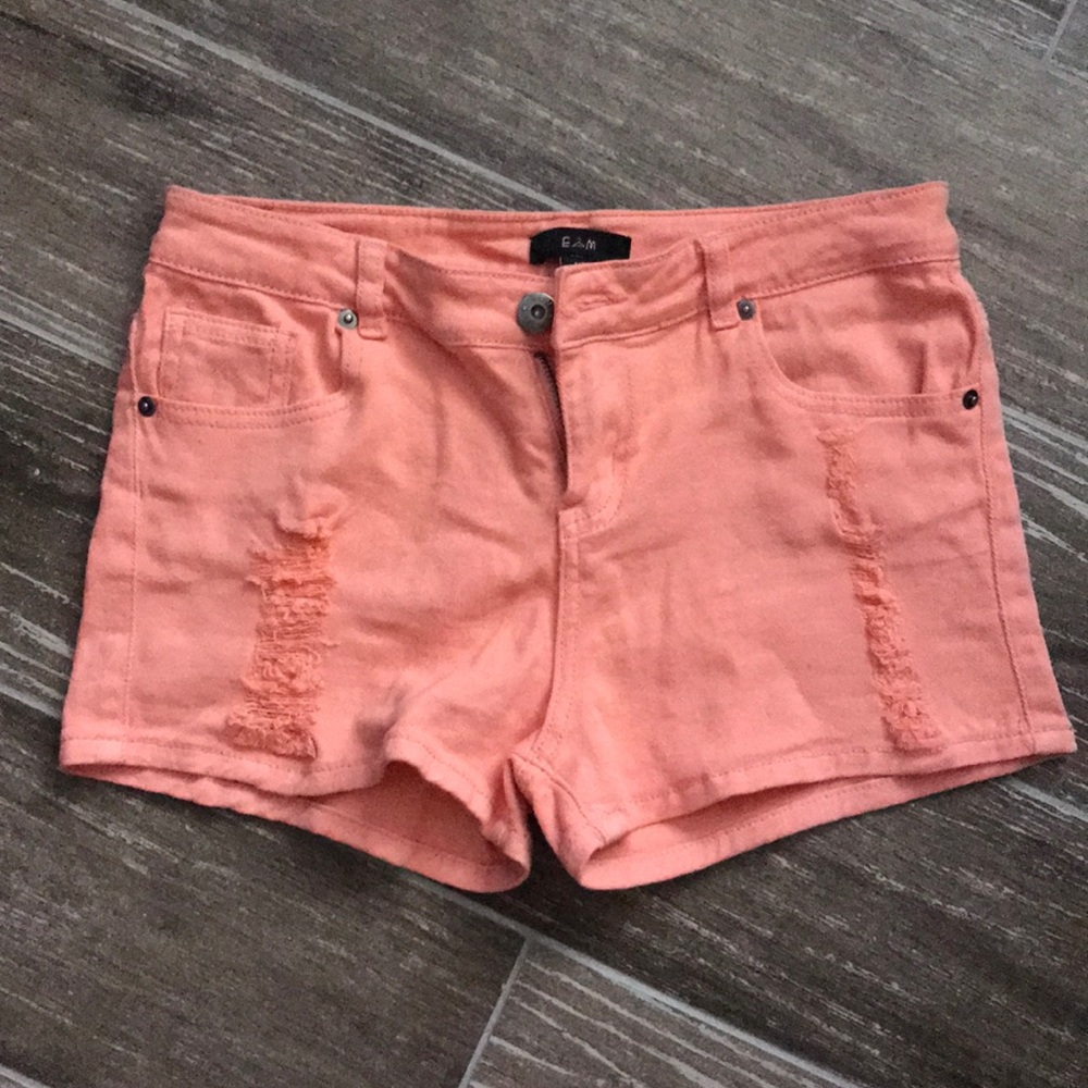 E&M Distressed coral shorts
